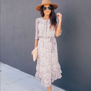 NWT Vici Dolls M FLORAL RUFFLE MIDI DRESS